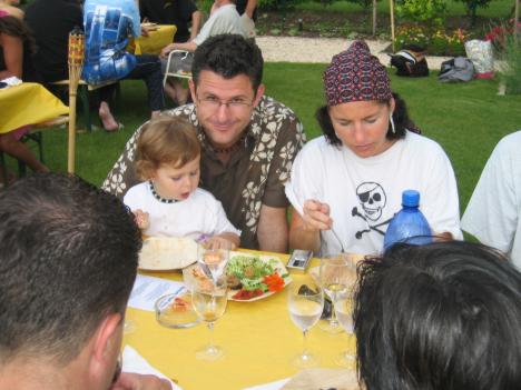 Party 088.jpg   39kb   26.03.2021 22:25:49